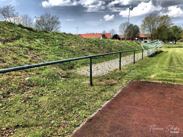 Sportplatz am Weiher - Dotternhausen