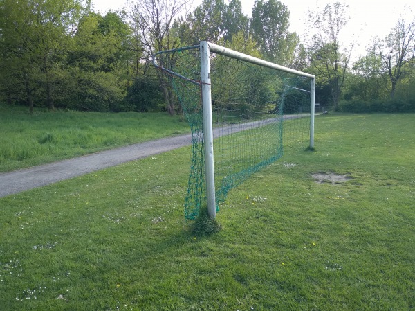 Sportplatz im Bürgerpark - Bielefeld-Ummeln