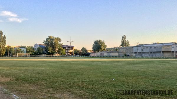 Stadionul Căușeni - Căușeni