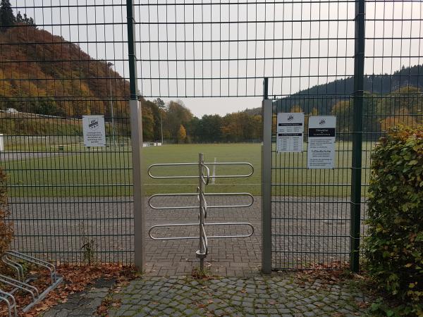 Sportplatz Hofwiese - Lennestadt-Kirchveischede