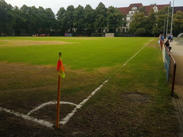 Karl-Möller-Sportplatz - Hamburg-Altona