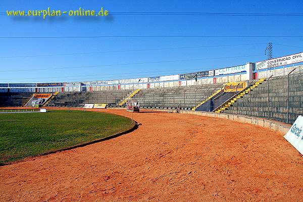 Estádio do Clube Desportivo das Aves - Vila das Aves