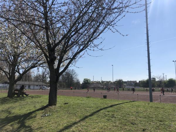 Sportplatz Krasnaer Straße - Neuwied-Block