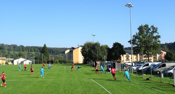 Sportplatz Himmelberg - Himmelberg