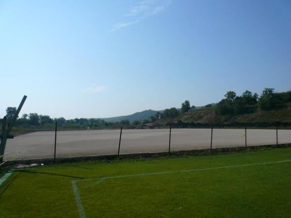 Stadionul Sătesc Teren artificial - Suruceni