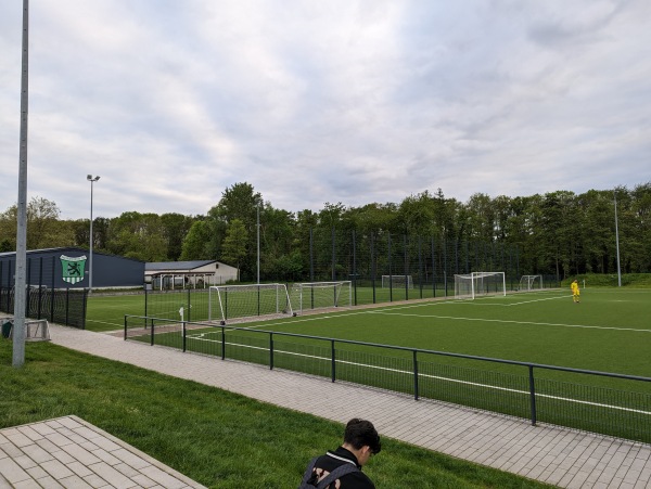 Wolfgang-Graf-Berghe-von-Trips-Stadion Nebenplatz - Kerpen-Horrem