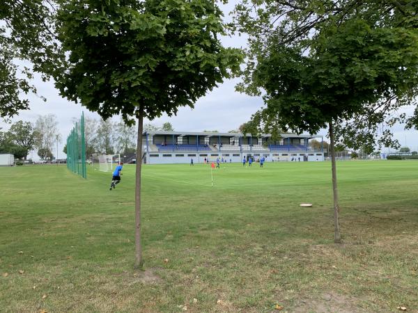 Stadion GOSIR w Plewiskach - Plewiska