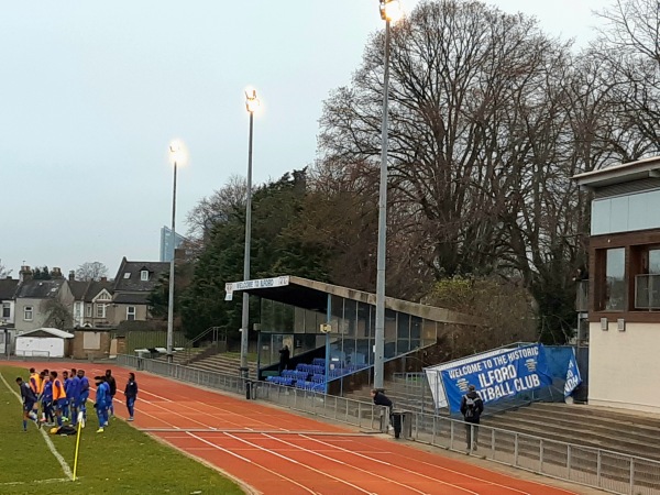 Cricklefield Stadium - London-Ilford, Greater London