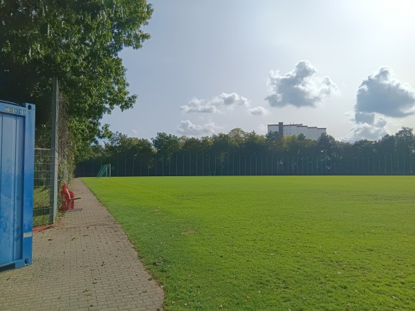 Jean-Löring-Sportpark Platz 4 - Köln-Zollstock