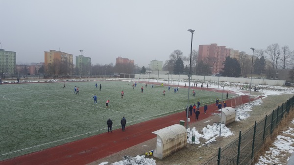 Školní hřiště pro ZŠ Krušnohorská a ZŠ Studentská - Jirkov