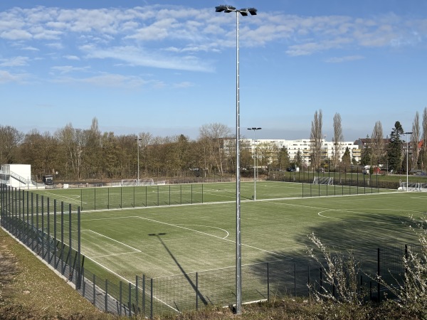 Quartierssportzentrum Am Aschberg Platz 2 - Hamburg-Hamm