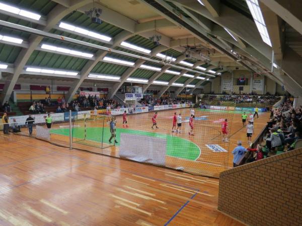 Hermann-Gieseler-Halle - Magdeburg