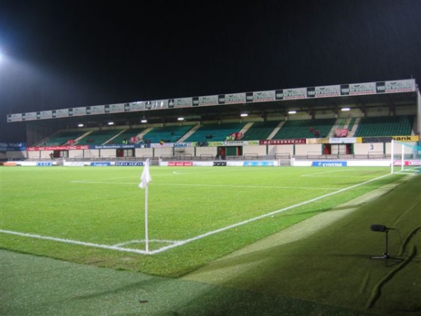 Stedelijk Sportstadion Daknam - Lokeren