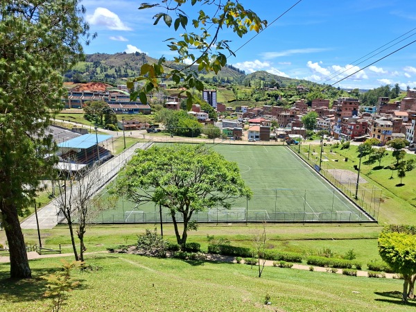 Unidad Deportiva Luis Alfonso Rivera - El Peñol