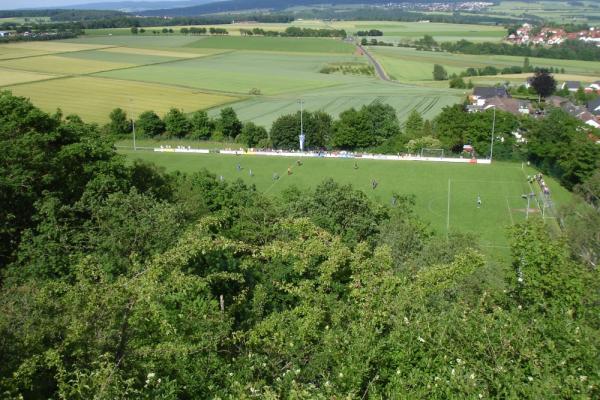 Sportplatz an der Terasse - Edermünde-Holzhausen