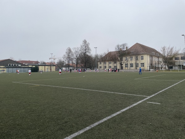 Helmut-Faeder-Sportplatz - Berlin-Französisch Buchholz