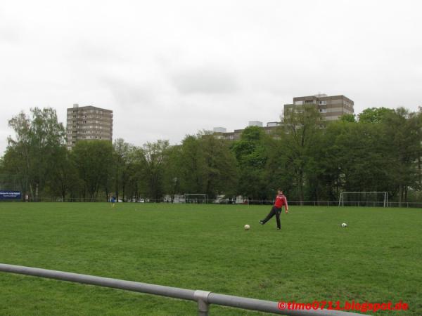 Wilhelm-Braun-Sportpark Platz 2 - Stuttgart-Feuerbach