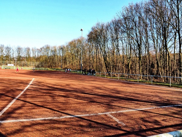 Bezirkssportanlage Im Emscherbruch Platz 2 - Gelsenkirchen-Resse