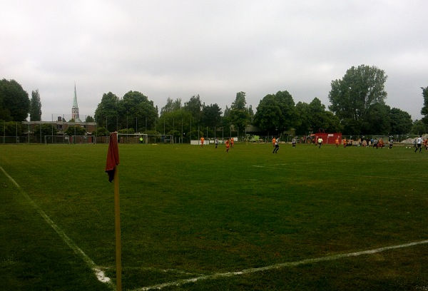 Sportzentrum Falkenwiese B-Platz - Lübeck