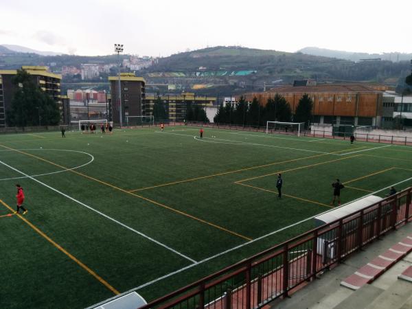 Campo de Fútbol de Etxezuri - Bilbao, PV