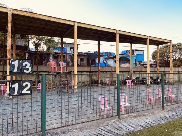 Neville d'Souza Football Turf - Mumbaī (Mumbai)