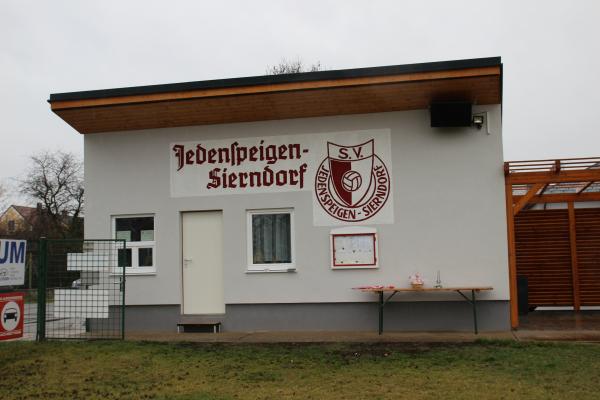 Sportplatz Jedenspeigen - Jedenspeigen