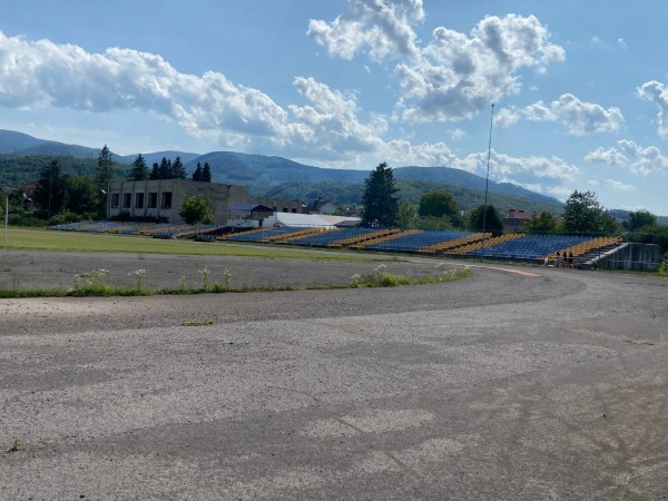 Stadion Avanhard - Svaliava