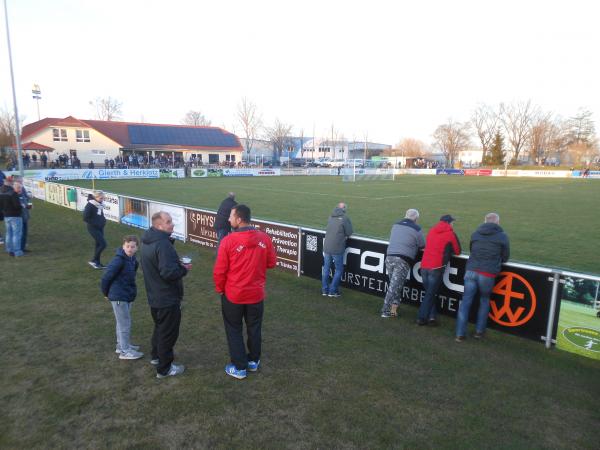 COMPULAN-Arena Hussitenplatz - Bernau bei Berlin-Rehberge