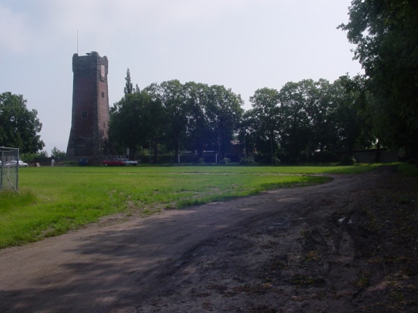 Sportplatz am Bismarckturm - Burg bei Magdeburg
