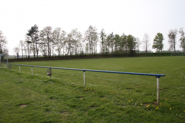 Sportplatz Großeneder - Borgentreich-Großeneder