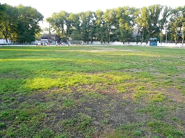 Stadionul Locomotiv - Bălți
