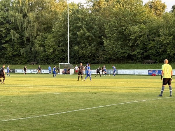 Sportplatz Niederhofen - Schwaigern-Niederhofen