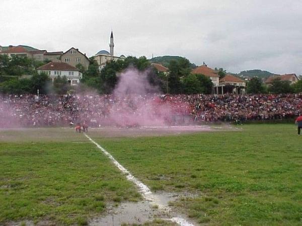 Stadiumi Kaçanik - Kaçanik