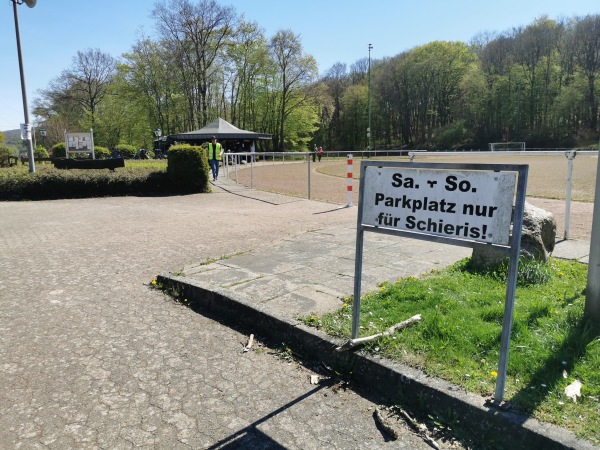 Glückauf-Sportanlage - Porta Westfalica-Kleinenbremen