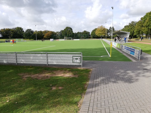 Theodor-Mostertz-Sportanlage Platz 2 - Meerbusch-Lank