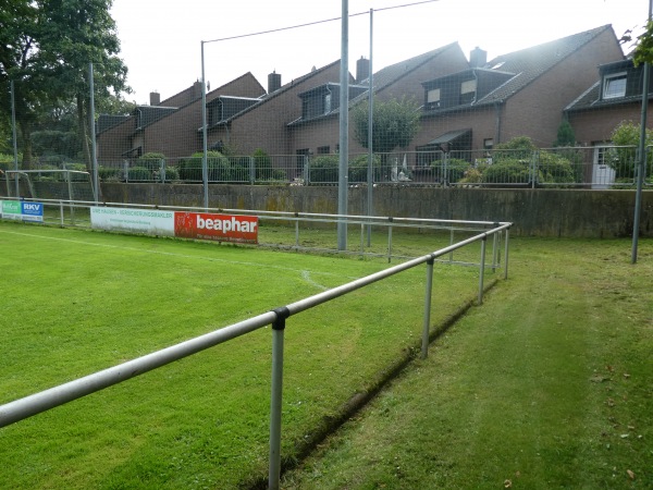 Eugen-Reintjes-Stadion Nebenplatz 1 - Emmerich/Rhein