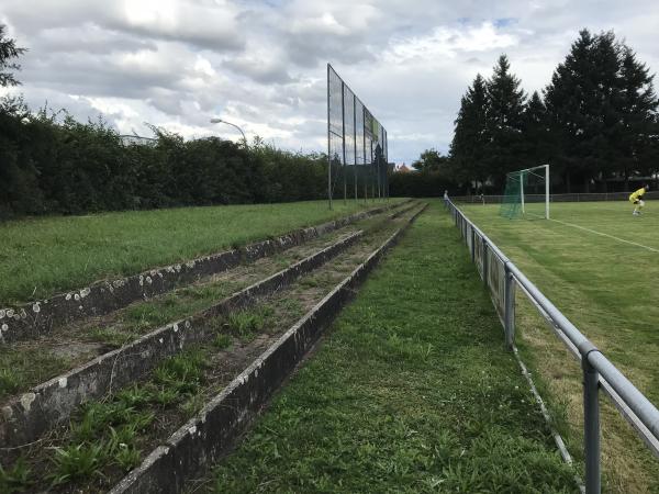 Kohlfahrtstadion - Karlsdorf-Neuthard