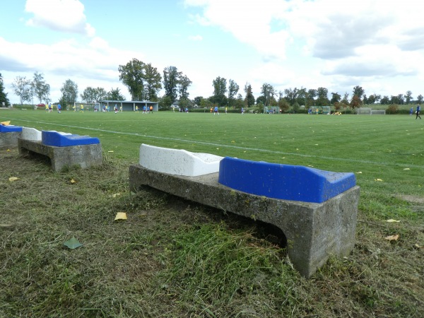 Boisko w Lubinicku - Lubinicko