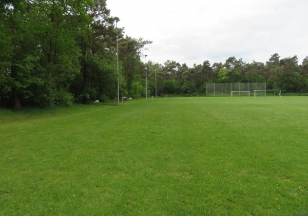 Sportplatz am Heideschlösschen 4 - Itterbeck-Wielen