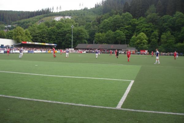 Hensel-Stadion - Lennestadt-Altenhundem