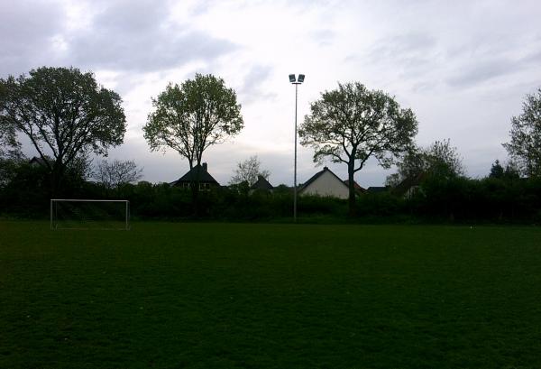 Sportanlage Roseburger Straße B-Platz - Güster/Lauenburg