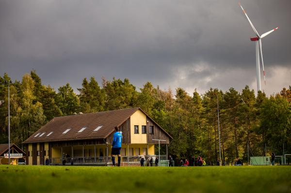 Sportanlage Zuckermandelweg Platz 2 - Roßtal-Raitersaich