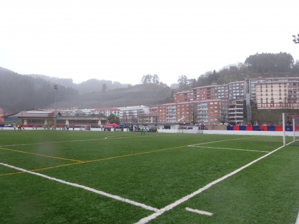 Campo de Fútbol de Ondarroa - Ondarroa (Ondárroa), PV