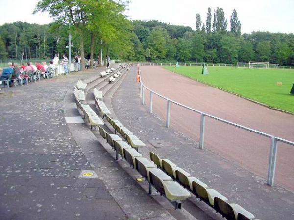 Bezirkssportanlage Vennhauser Allee - Düsseldorf-Eller