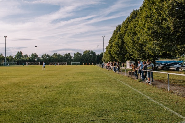Sportanlage Pfarrer-Starostzik-Straße - Eggolsheim-Neuses