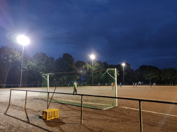 Bezirkssportanlage Weidenpesch Platz 4 - Köln-Weidenpesch