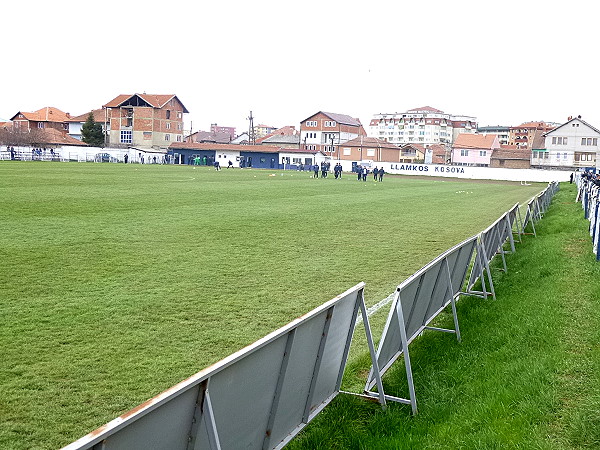 Stadiumi Ferki Aliu - Vučitrn (Vushtrri)