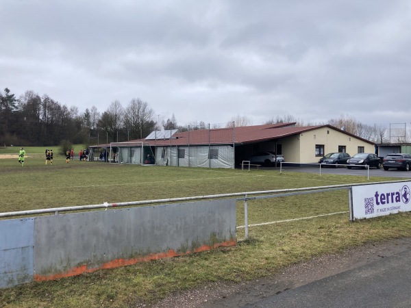 Sportzentrum Am Heigenberg Platz 2 - Hösbach-Feldkahl