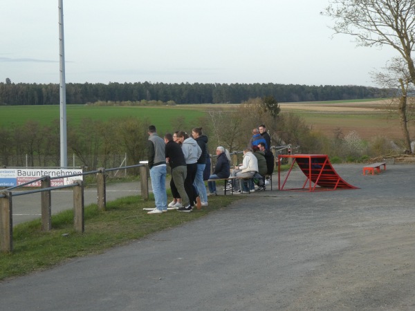 Sportplatz Engelbacher Straße - Wetter/Hessen-Treisbach