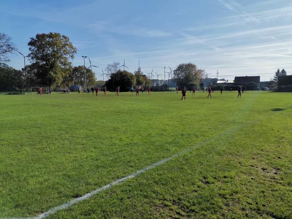 Sportanlage Kirchweg B-Platz - Deinste